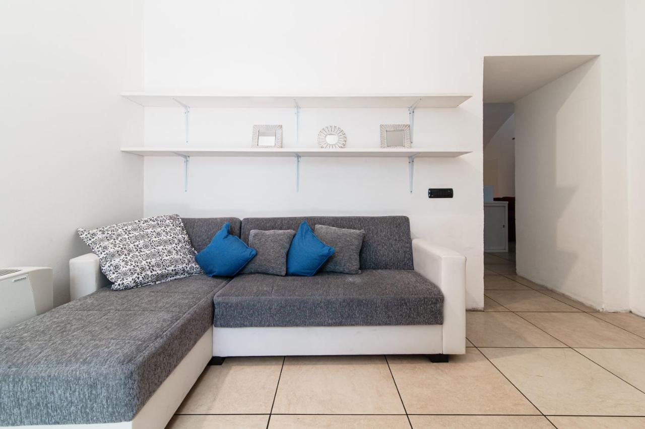 דירות קומו Loft Near Duomo מראה חיצוני תמונה