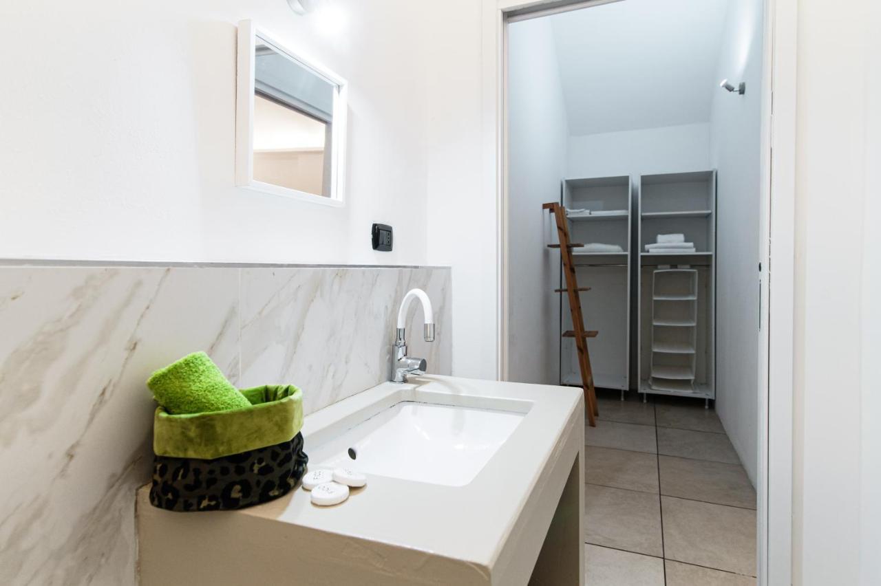 דירות קומו Loft Near Duomo מראה חיצוני תמונה