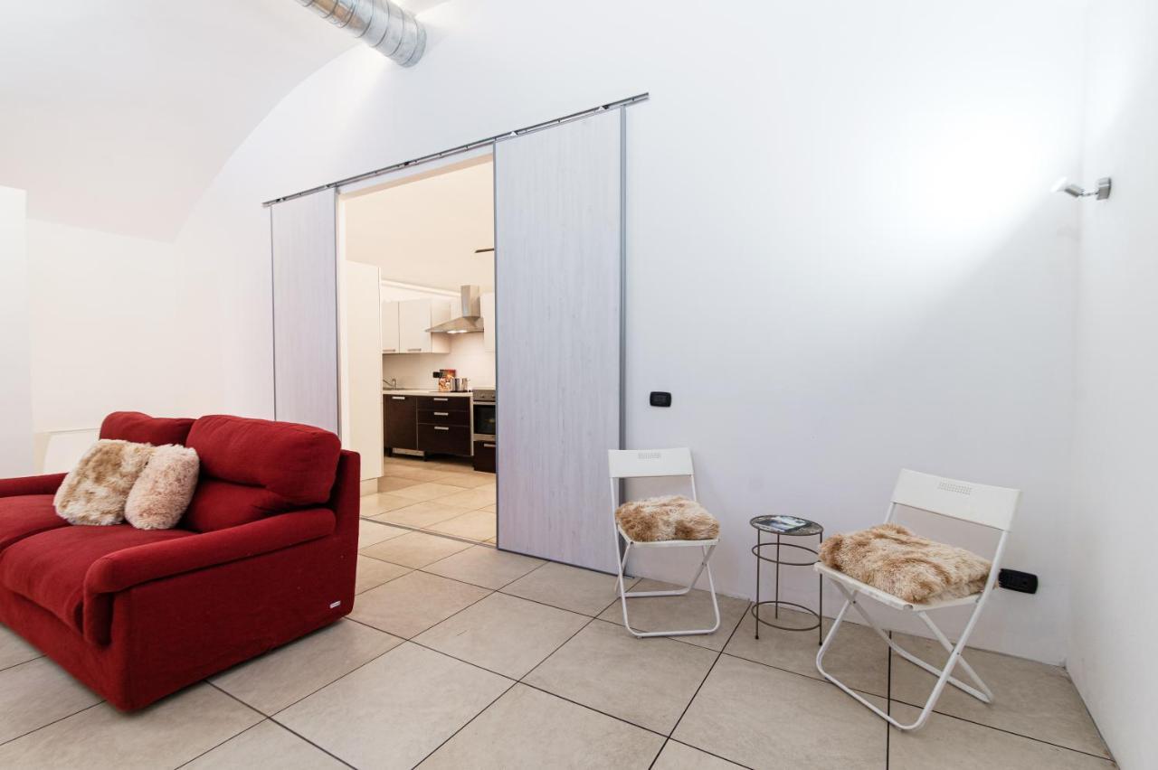 דירות קומו Loft Near Duomo מראה חיצוני תמונה