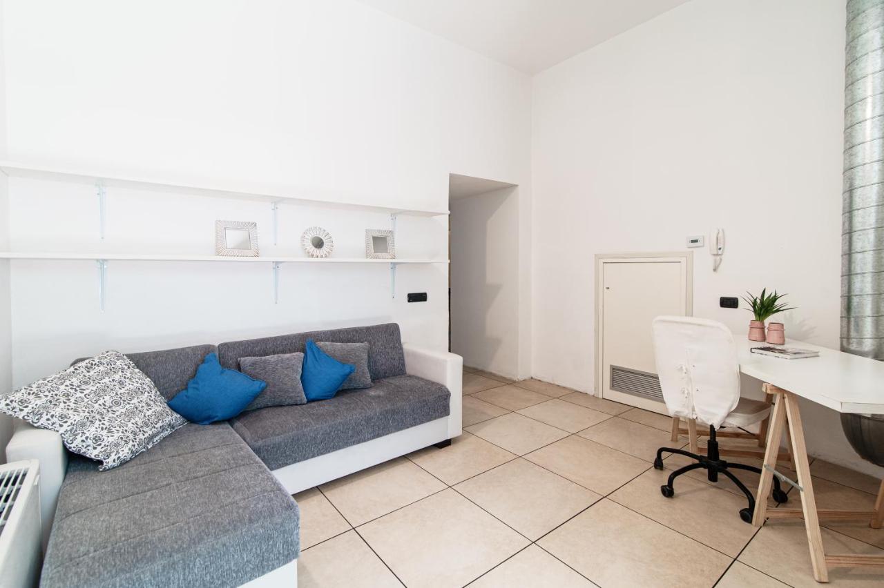 דירות קומו Loft Near Duomo מראה חיצוני תמונה